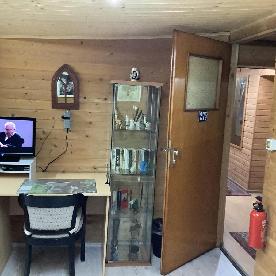 Gemuetliches Zimmer Im Seterant/Untergeschoss เอสเซน ภายนอก รูปภาพ