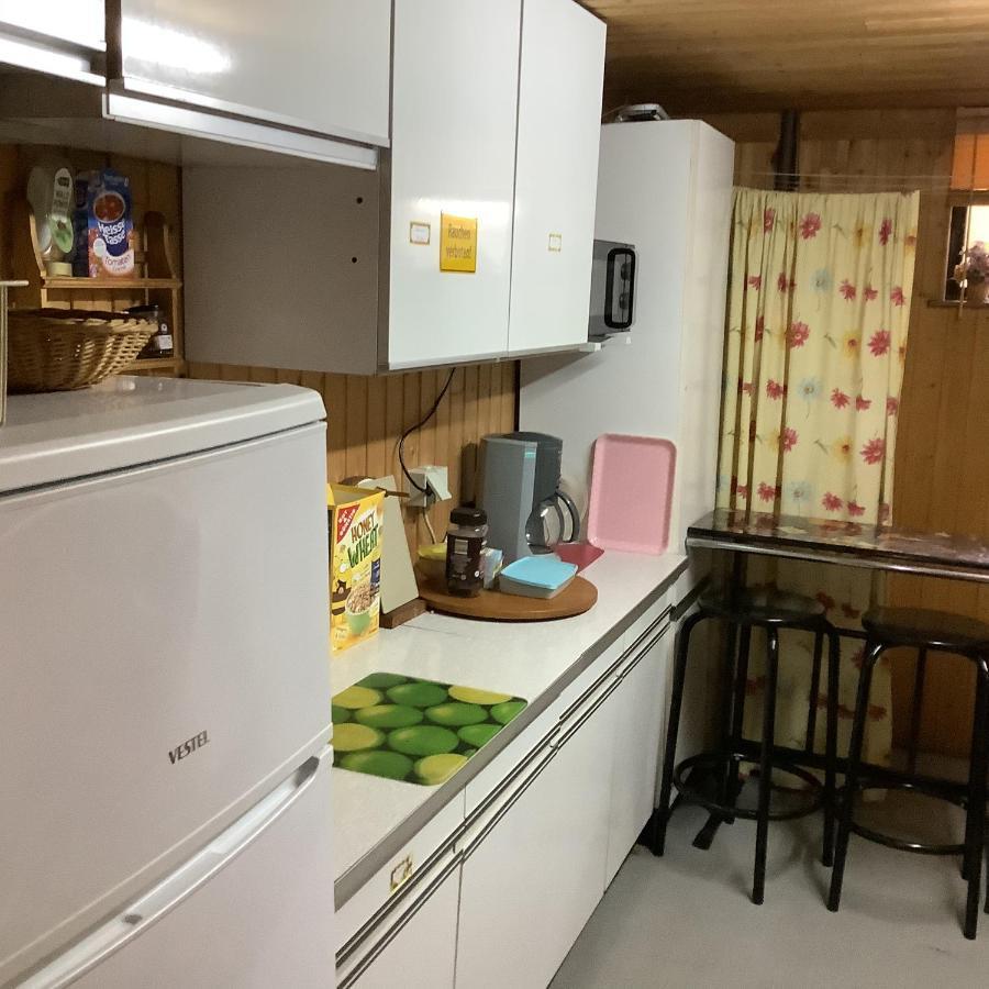 Gemuetliches Zimmer Im Seterant/Untergeschoss เอสเซน ภายนอก รูปภาพ